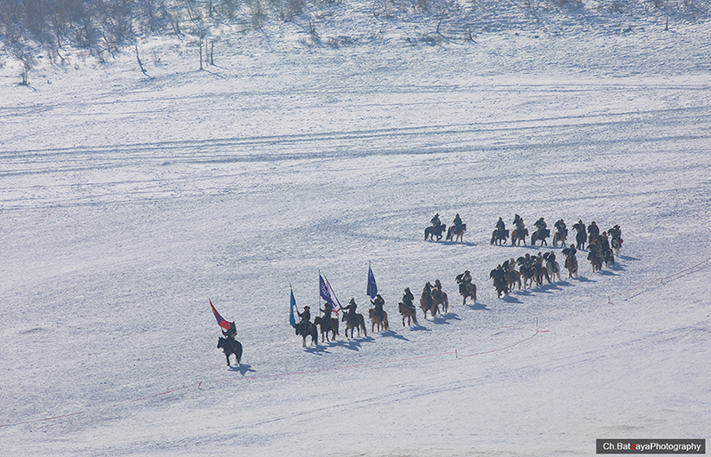 eagle hunters mongolia spring festival